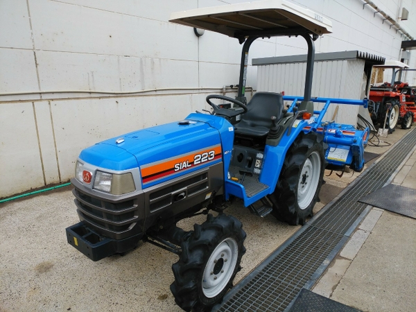 Tractors ISEKI TF223F - FARM MART