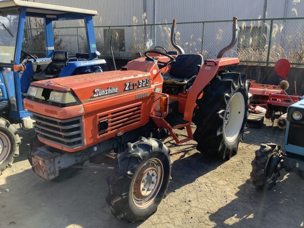 Tractors KUBOTA L1-325D - FARM MART