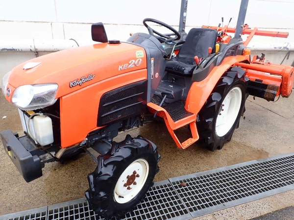 Tractors KUBOTA KB20 - FARM MART