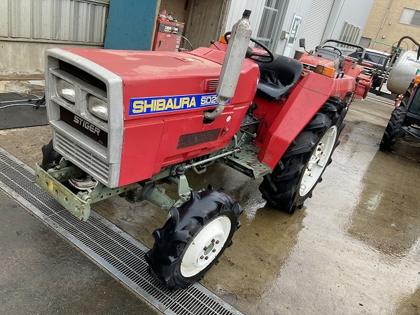 SHIBAURAトラクター4wd Tractors SHIBAURA SD2043D - FARM MART