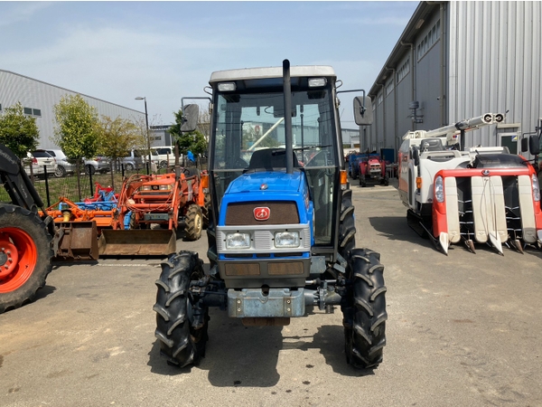 ISEKI SLT18 トラクター 青 トラクタ作業機 | 商品情報 | 井関農機株式会社