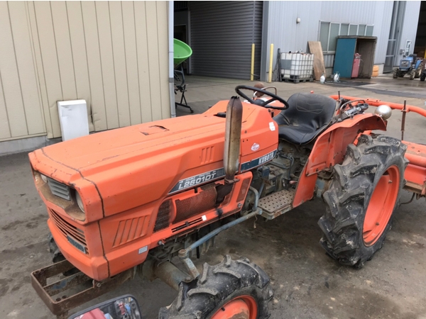 Tractors KUBOTA L2601D - FARM MART