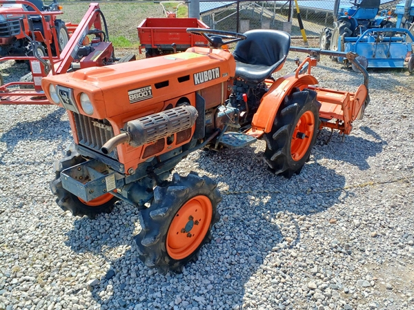 □希少 美品 1960年頃 日本製！ブリキ 赤いトラクター（FARM