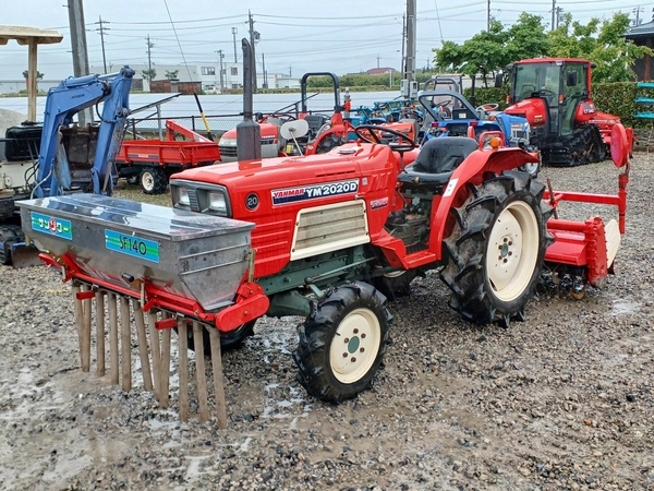 Tractors YANMAR YM2020D - FARM MART