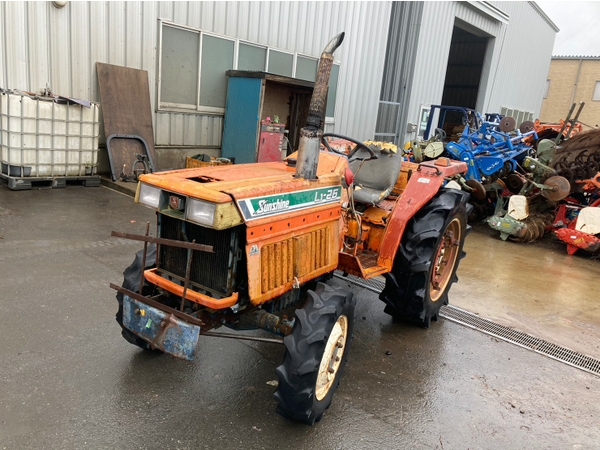 Tractors KUBOTA L1-26D - FARM MART