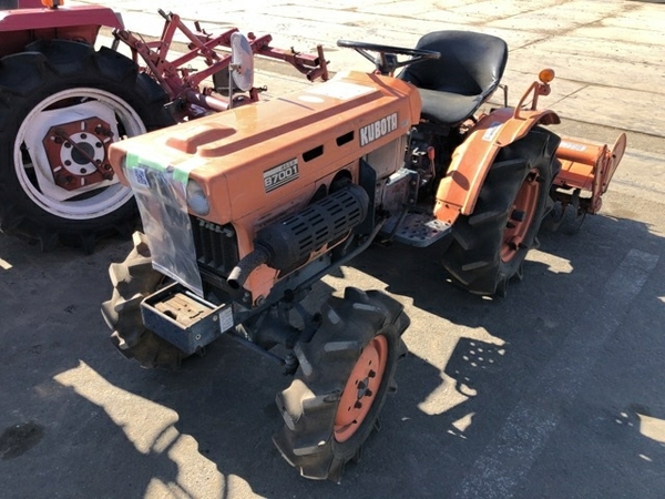 Tractors KUBOTA B7001 - FARM MART