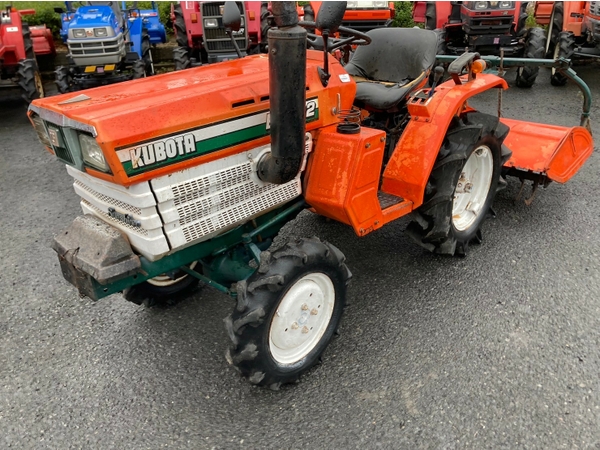 Tractors KUBOTA B1402DT - FARM MART