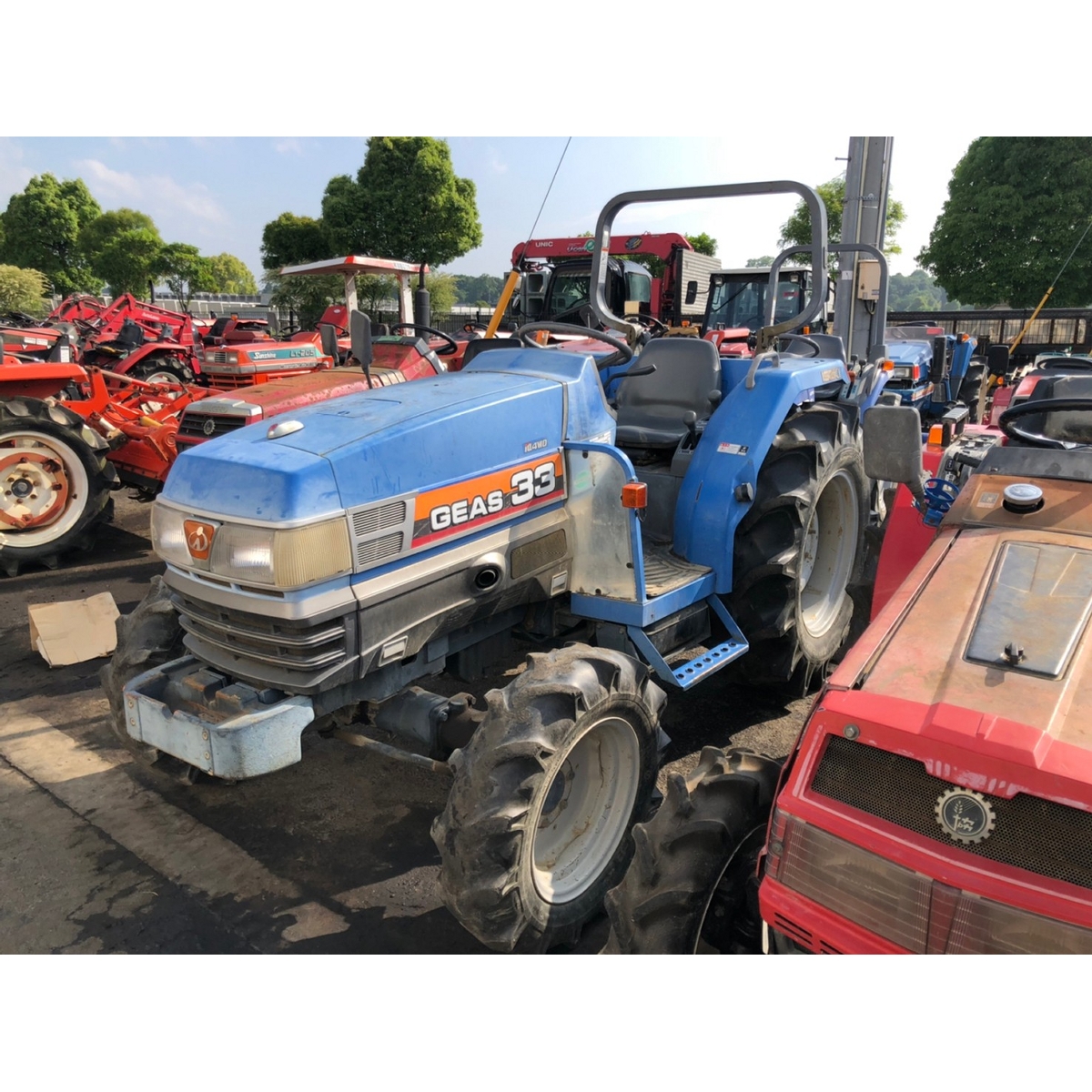 Tractors ISEKI TG33 - FARM MART