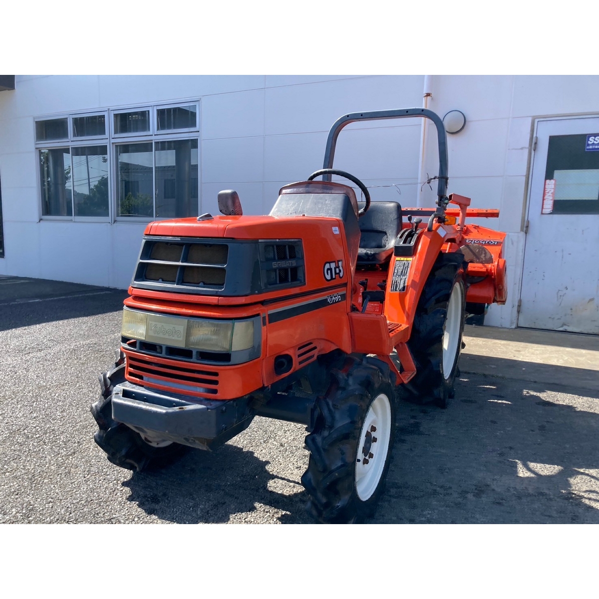 Tractors KUBOTA GT3 - FARM MART