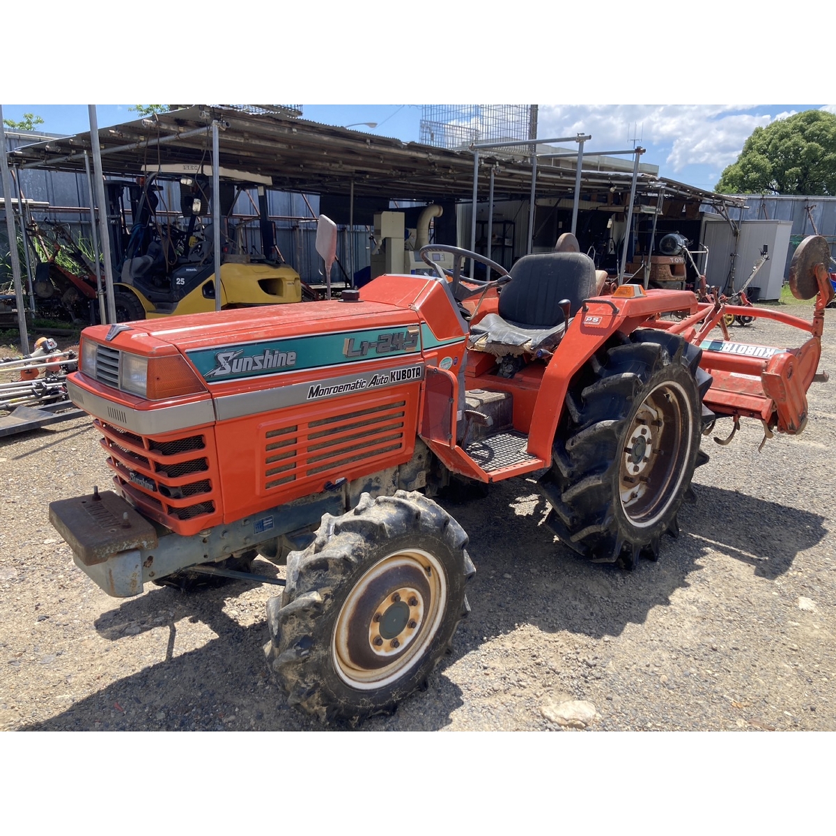 Tractors KUBOTA L1-245D - FARM MART