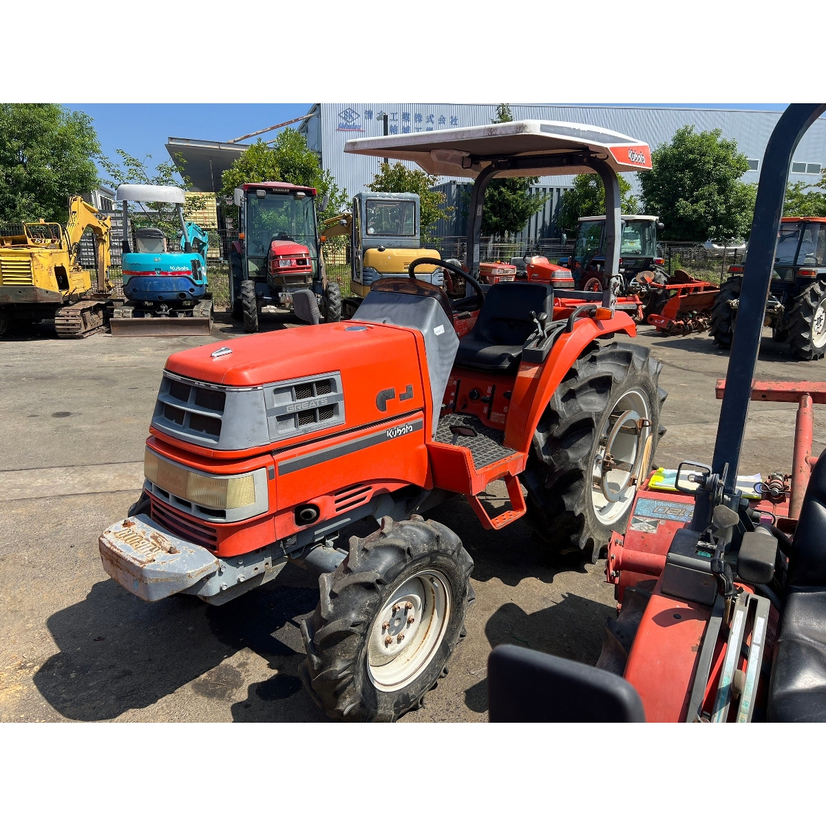 Tractors KUBOTA GT8 - FARM MART