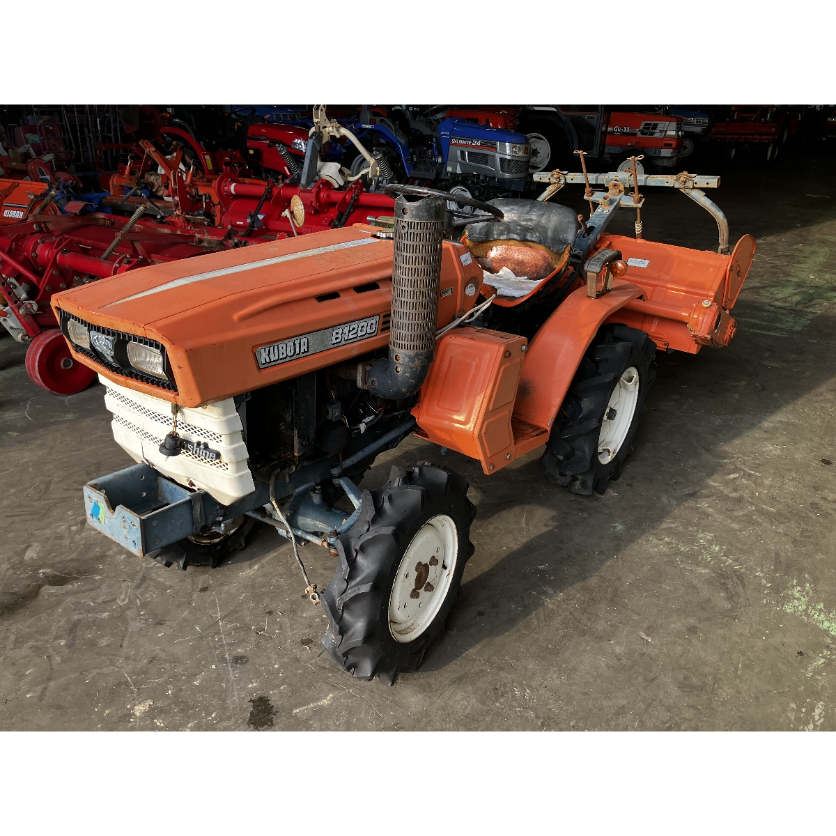 Tractors KUBOTA B1200 - FARM MART