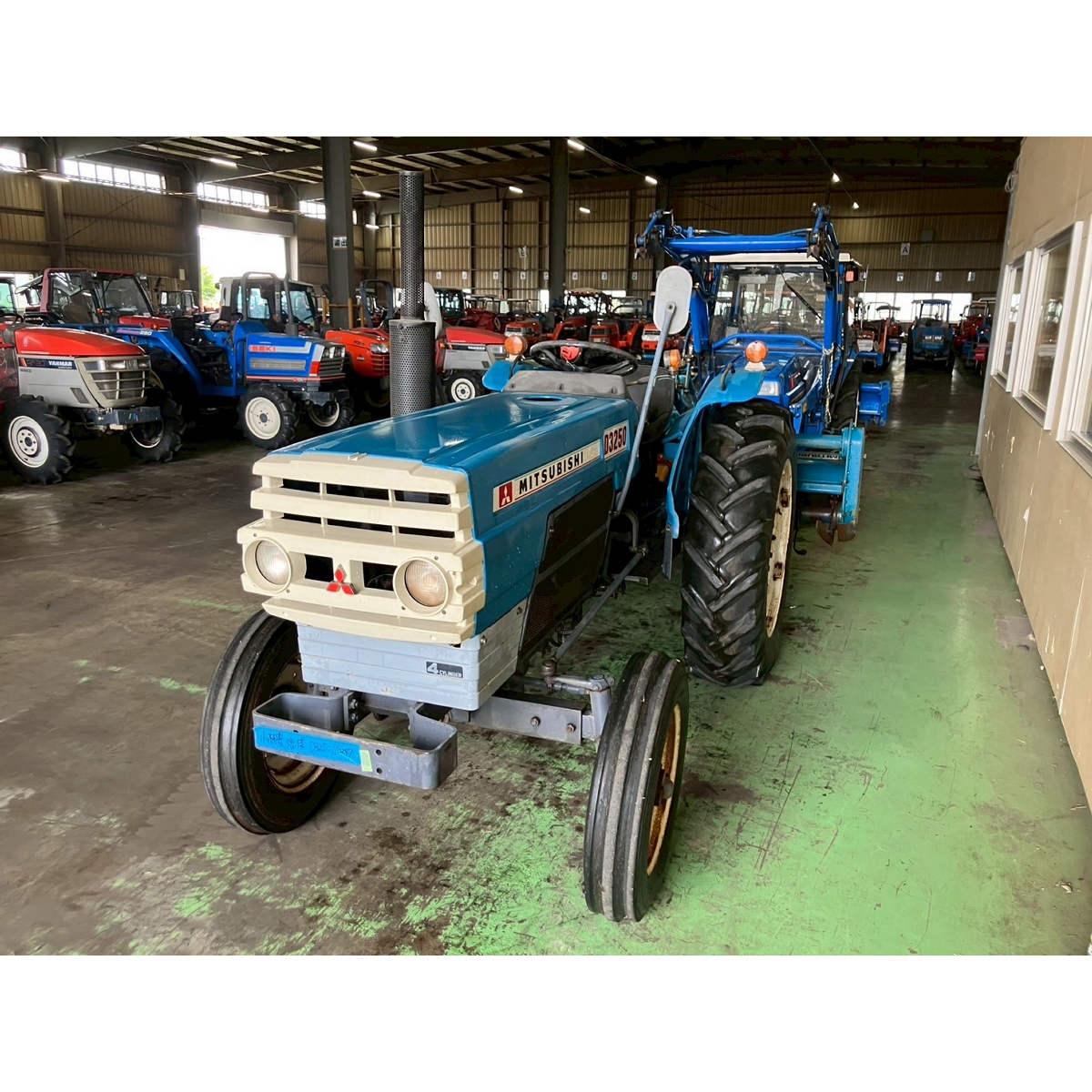 MITSUBISHI D3250 トラクター Tractors MITSUBISHI D3250 - FARM MART