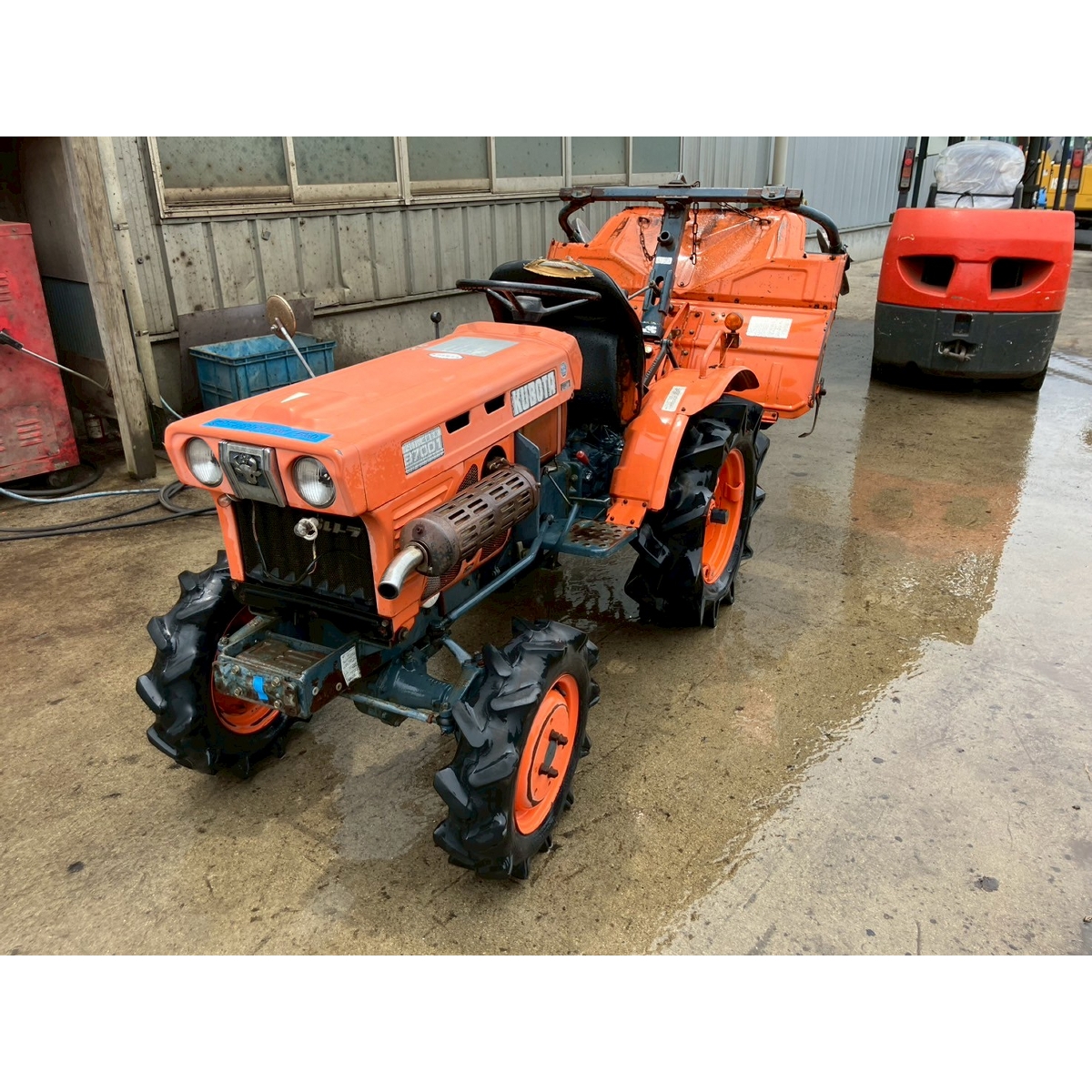 Tractors KUBOTA B7001 - FARM MART