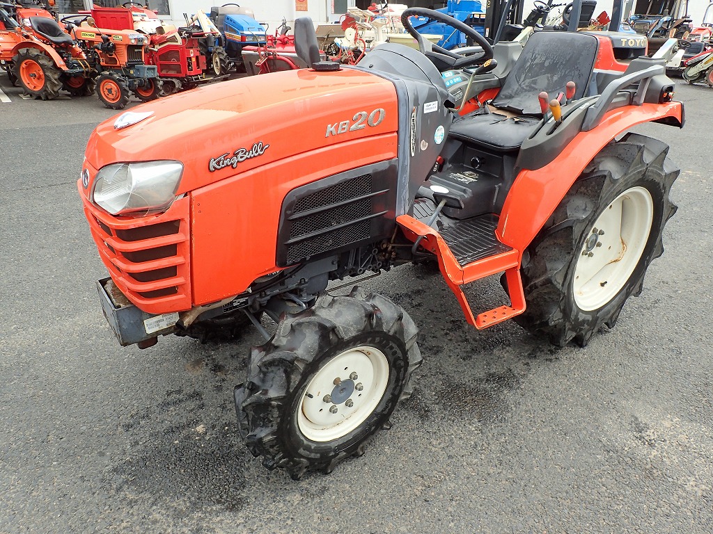 Tractors KUBOTA KB20 - FARM MART