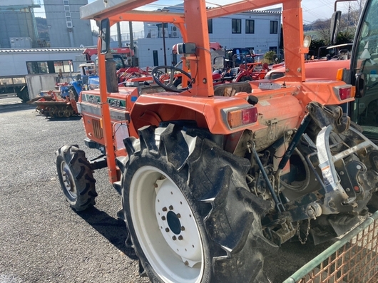 Tractors KUBOTA L1 38 FARM MART