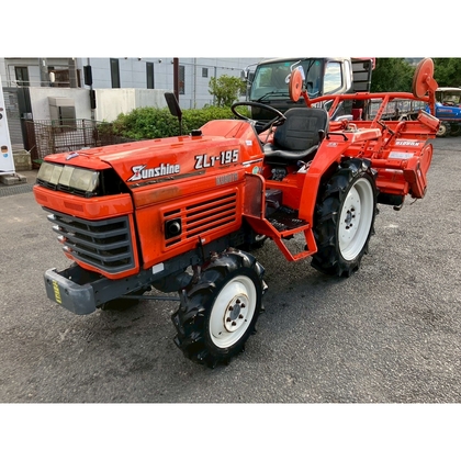 Tractors KUBOTA L1-195 - FARM MART