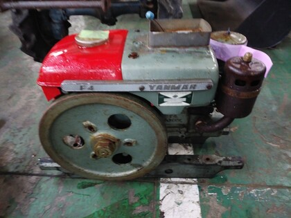 ヤンマー発動機F4 整備済み　実動品　自然の色(緑) ヤンマー発動機F4 整備済み 実動品 自然の色(緑)