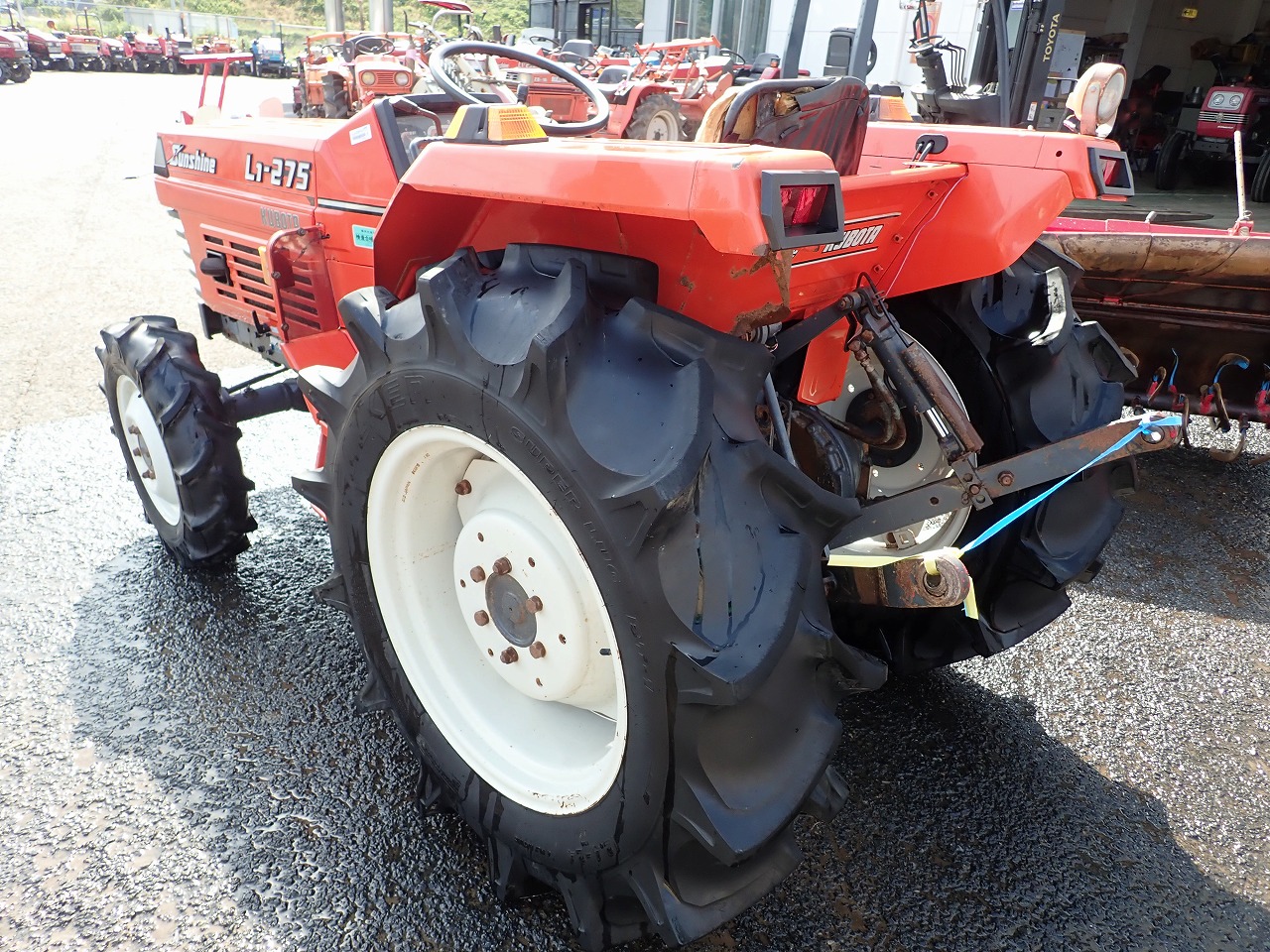 Tractors KUBOTA L1-275D - FARM MART