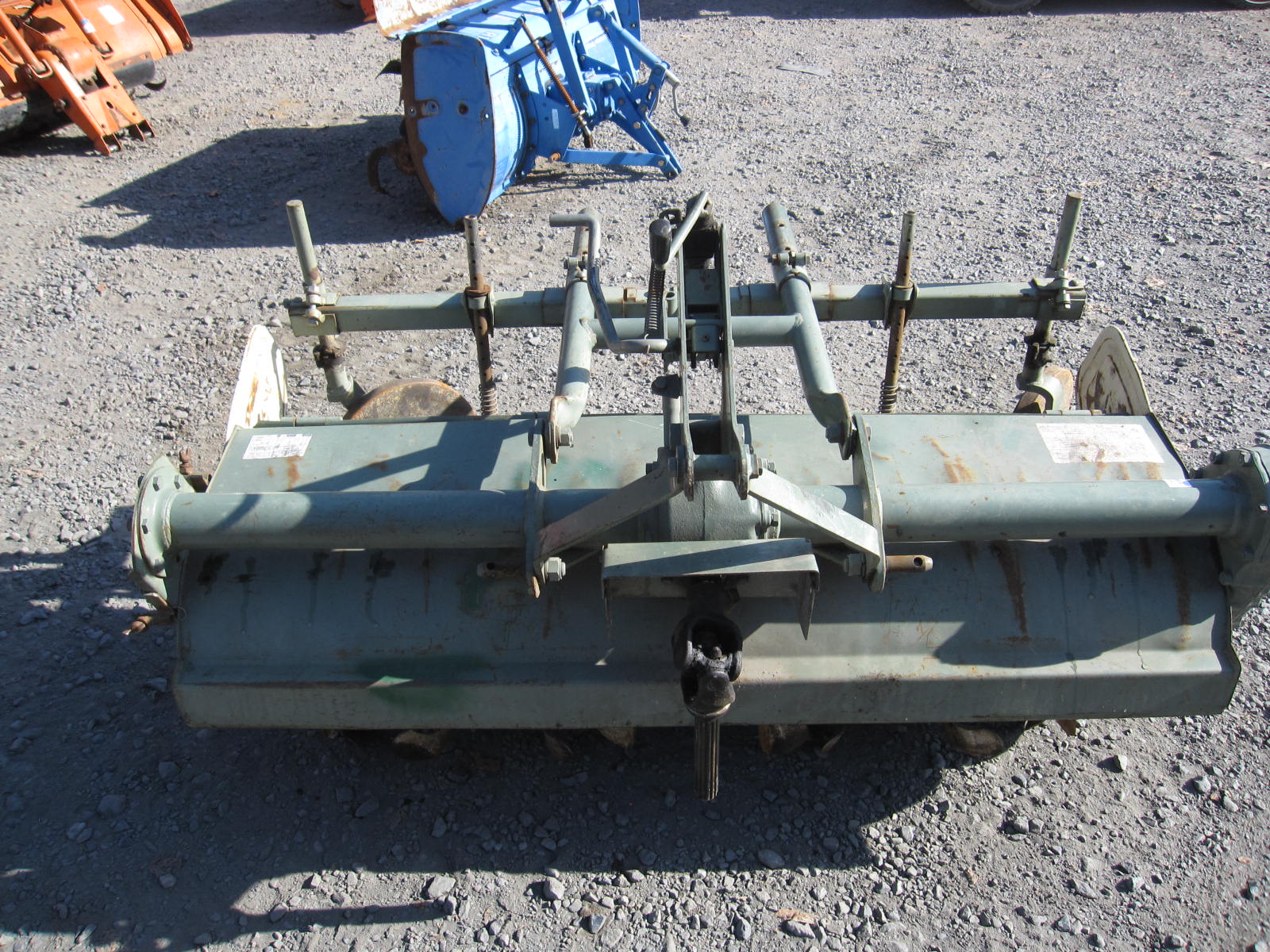 Tractors SHIBAURA SD1643D - FARM MART