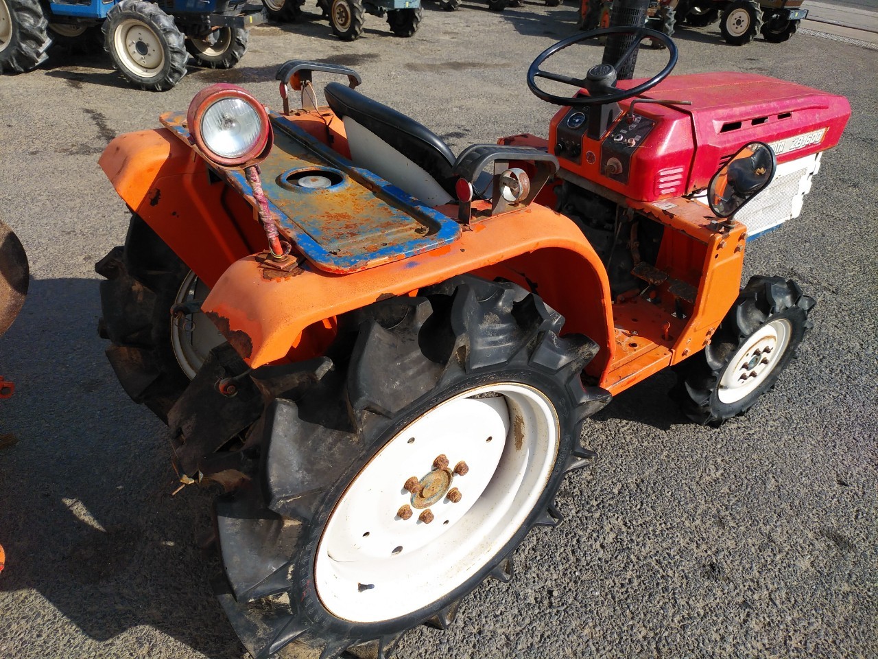 Tractors KUBOTA B1600D - FARM MART