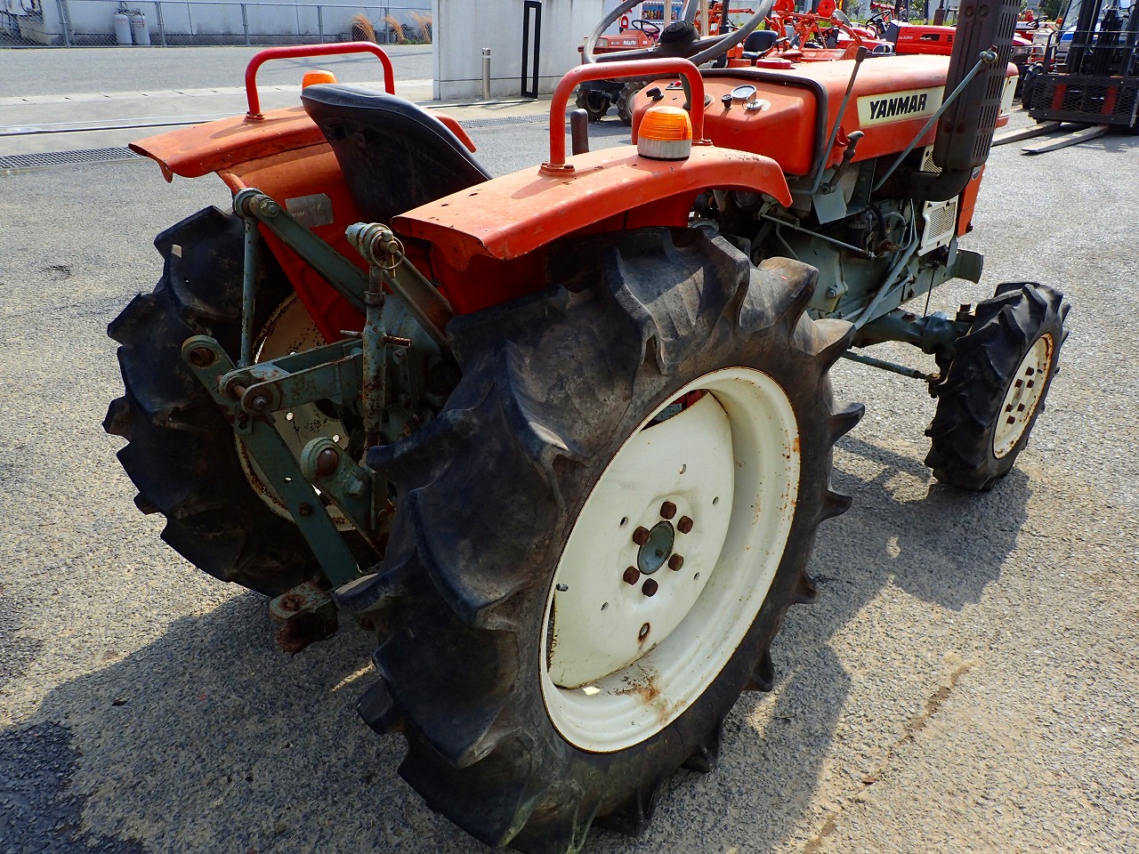 Tractors YANMAR YM2210D - FARM MART