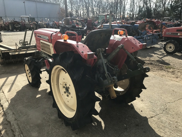 Tractors YANMAR YM2002D - FARM MART