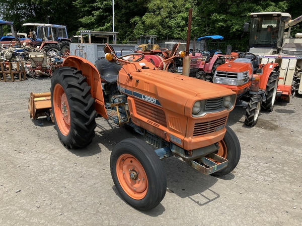 Tractors KUBOTA L3001S - FARM MART