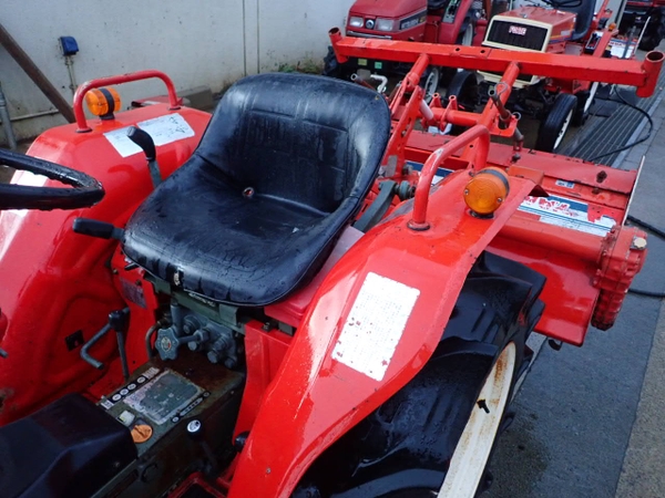 【SOLD OUT】ヤンマ トラクター YM1720 17馬力 2WD シャトルシフト ヤンマー トラクター YM1720D 17馬力 4WD /100km圏内陸送無料☆動画配