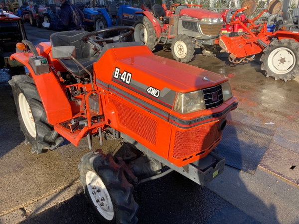 Tractors KUBOTA B-40 - FARM MART