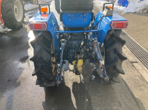 Tractors ISEKI TU1700F - FARM MART