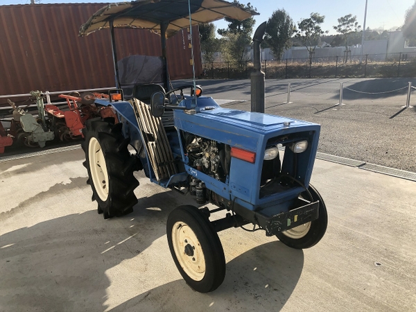 Tractors ISEKI TL2300 - FARM MART