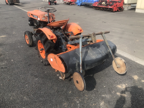 Tractors KUBOTA B6000 - FARM MART Tractors KUBOTA B6000 - FARM MART