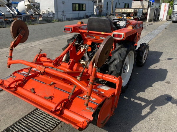 Tractors KUBOTA L1-195D - FARM MART