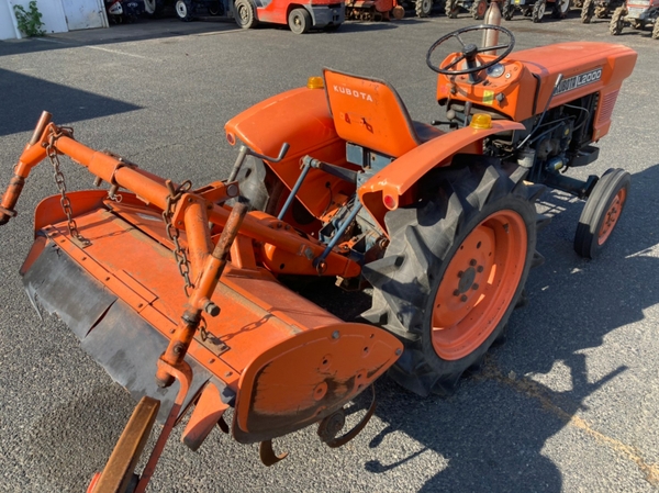 Tractors KUBOTA L2000S - FARM MART