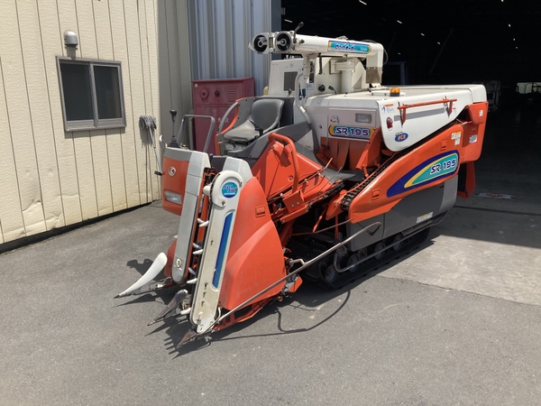 Combine harvesters KUBOTA SR195 - FARM MART