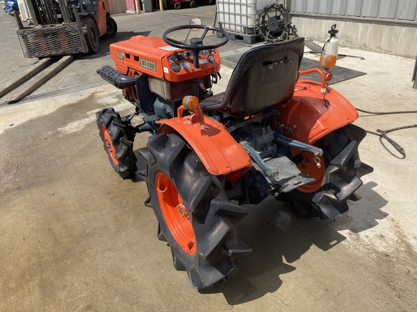 Tractors KUBOTA B7001D - FARM MART