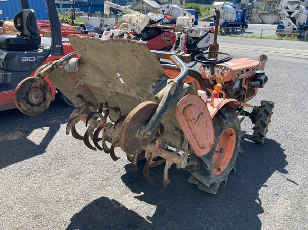 Tractors KUBOTA ZB7001 - FARM MART