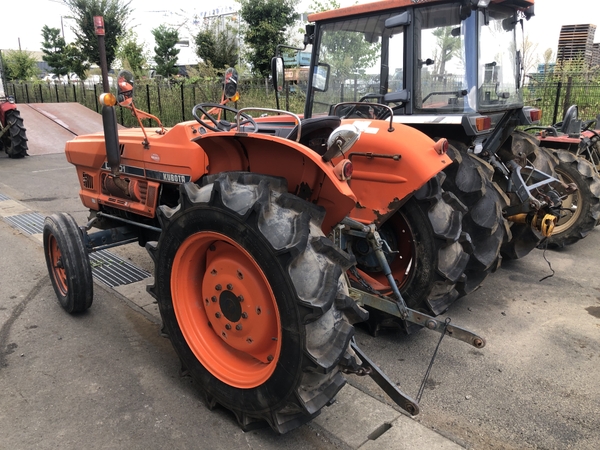 Tractors KUBOTA L3001 - FARM MART