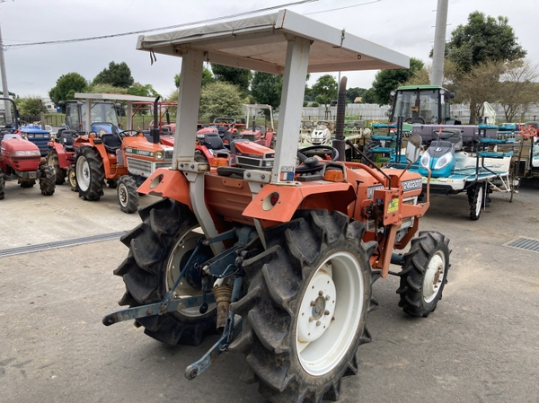 Tractors KUBOTA L2402D - FARM MART