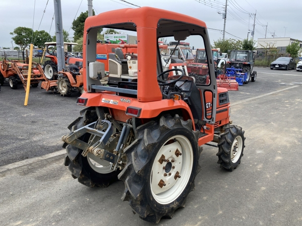Tractors KUBOTA GT-5 - FARM MART