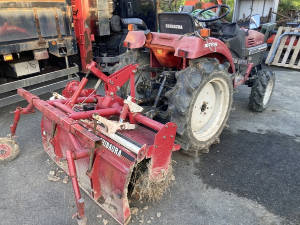 Tractors SHIBAURA P185F - FARM MART