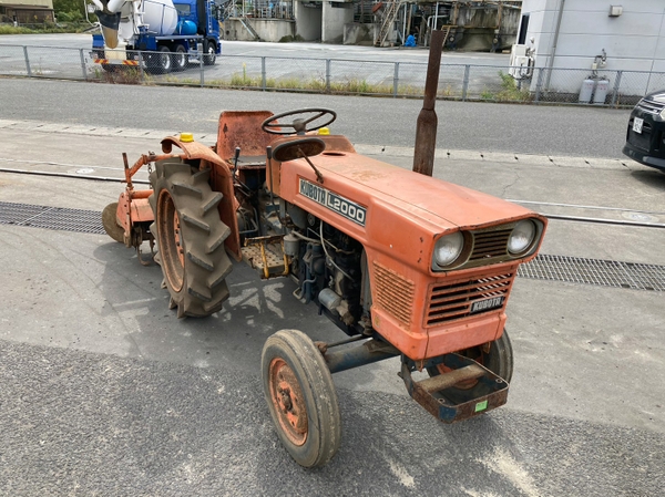 Tractors KUBOTA L2000S - FARM MART