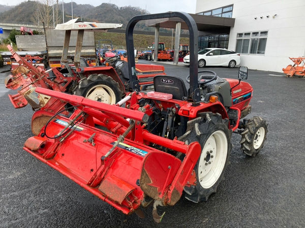 Af220 Machine Tractors YANMAR AF220 - FARM MART