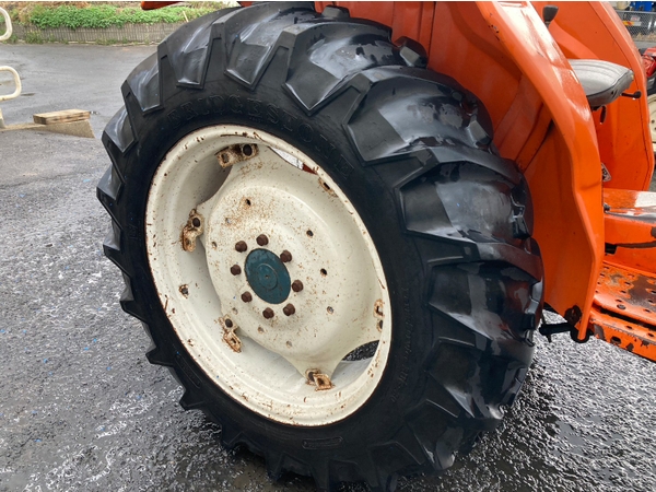 Tractors KUBOTA L1-33D - FARM MART