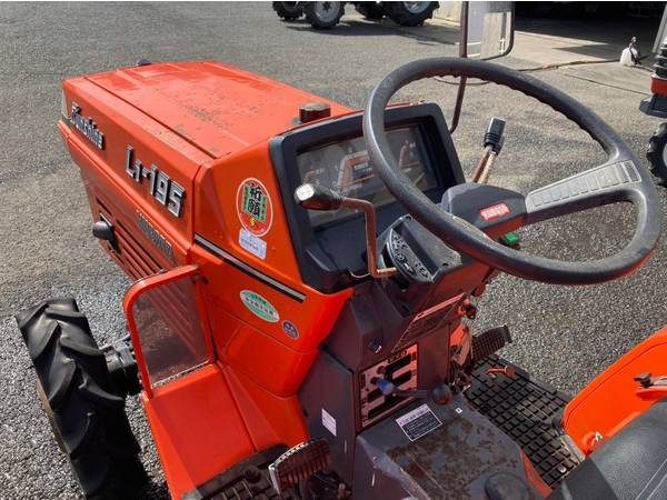 Sunshine L1-195 トラクター 赤 クボタトラクター】Li－195 Sunshine約