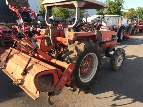 Tractors KUBOTA GL-32 - FARM MART