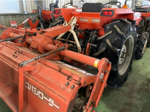 Tractors KUBOTA L1-275D - FARM MART