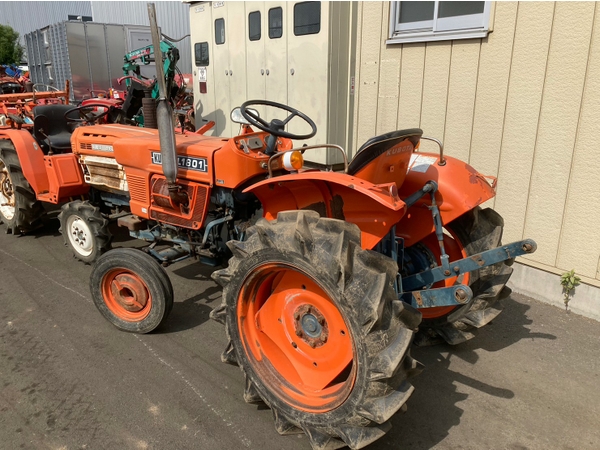 Tractors KUBOTA L1801S - FARM MART
