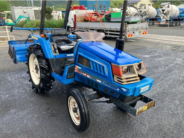 Tractors ISEKI TS2205S - FARM MART